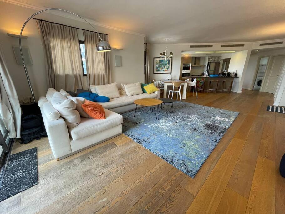 Beautiful Penthouse W/Amazing View, Prime Location Apartment Ramat Gan Exterior foto