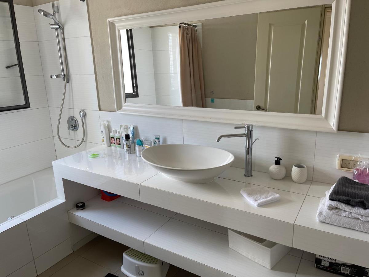 Beautiful Penthouse W/Amazing View, Prime Location Apartment Ramat Gan Exterior foto