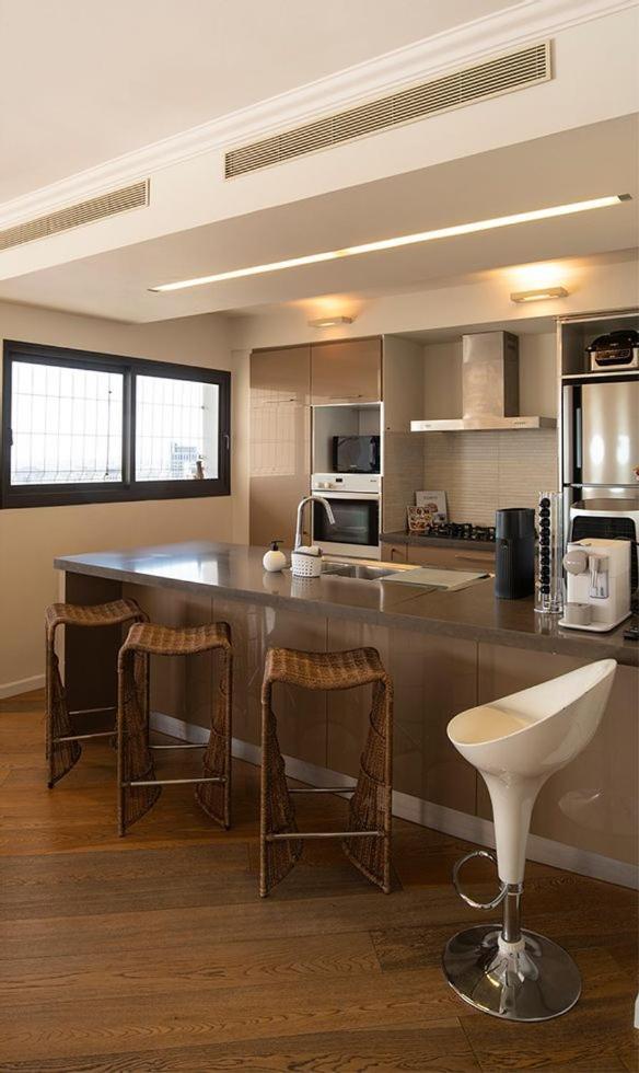 Beautiful Penthouse W/Amazing View, Prime Location Apartment Ramat Gan Exterior foto